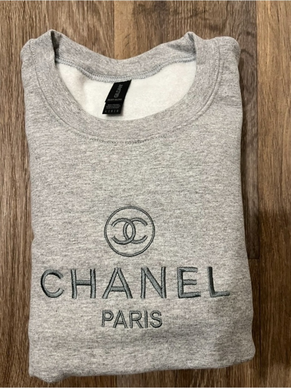 Source Unknown Light Gray INSPIRED Logo Crewneck Sweatshirt - Picture 2 of 3